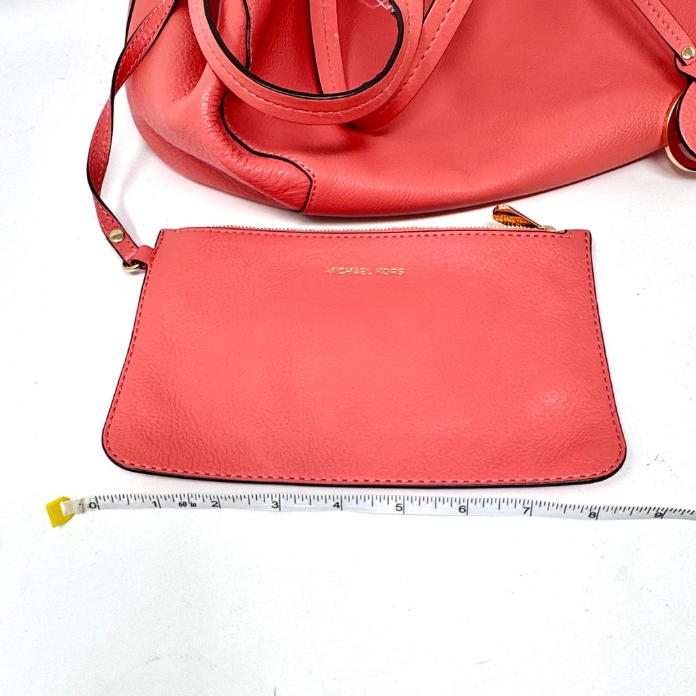 Michael Kors Mae Large Reversible Tote Bag - Picture 10 of 11